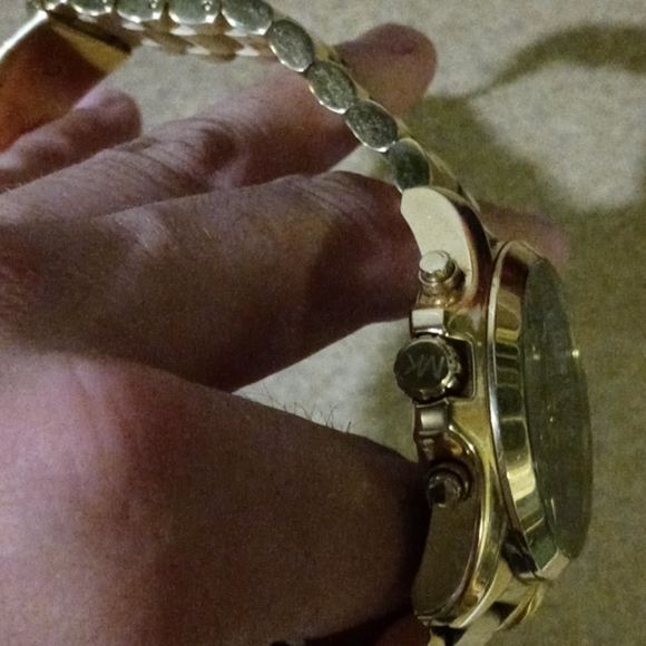 Good condition Michael Kors Watch - Picture 5 of 8